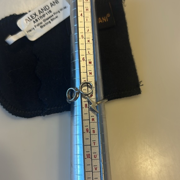 Alex and Ani Harry Potter Silver Lightning and Glasses Ring - Picture 5 of 5